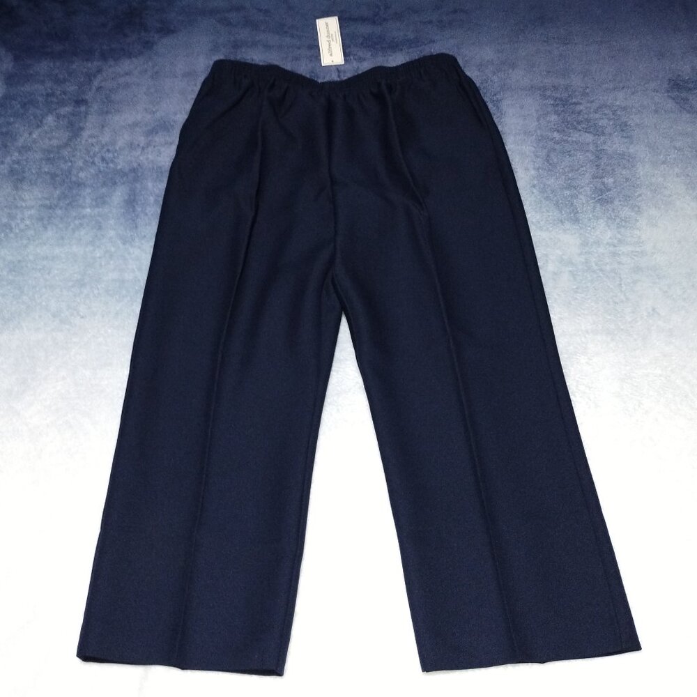 👀 👀 👀 Women's Alfred Dunner Pull On Pants Size 16P NWT $34.00.